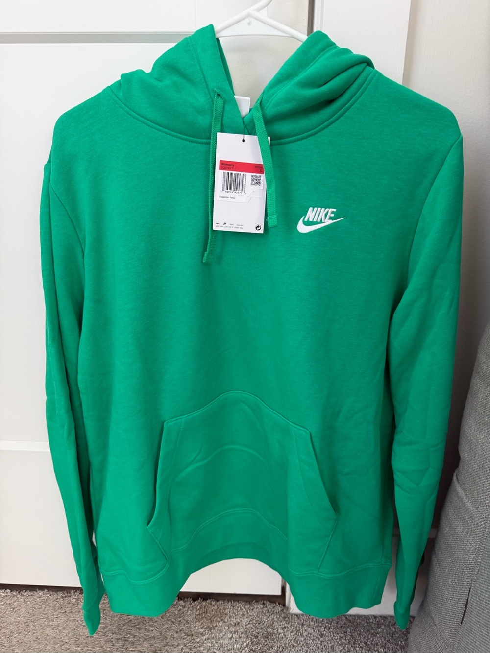 Nike Women’s Green Pullover Hoodie NWT
